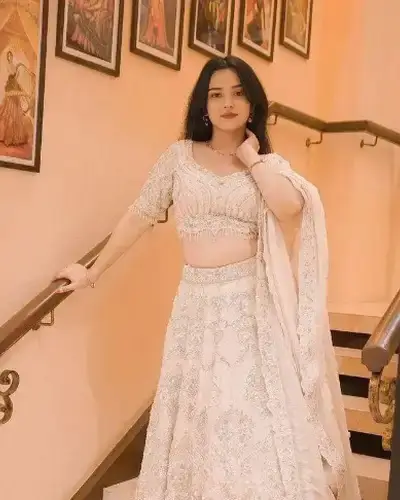 Escort Service In Koloriang